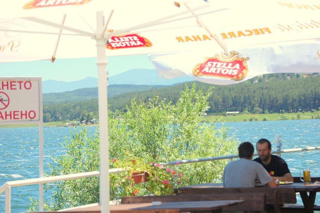 Комплекс Белите Къщи Shtarkelovo Gnezdo Extérieur photo